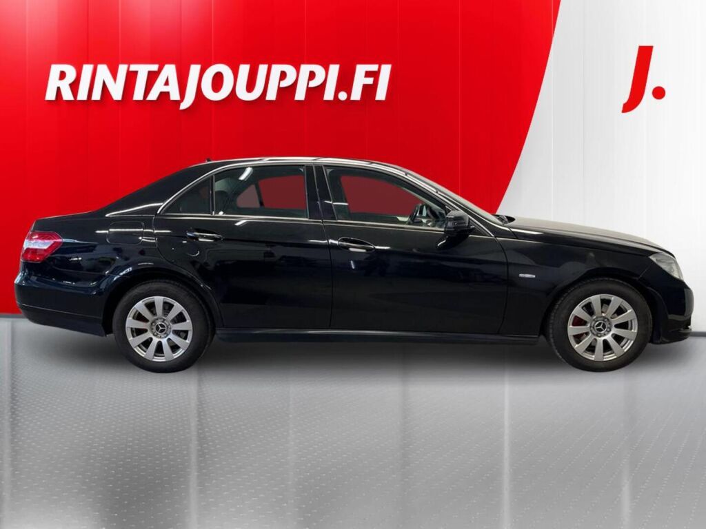 Mercedes-Benz E 2011 Musta