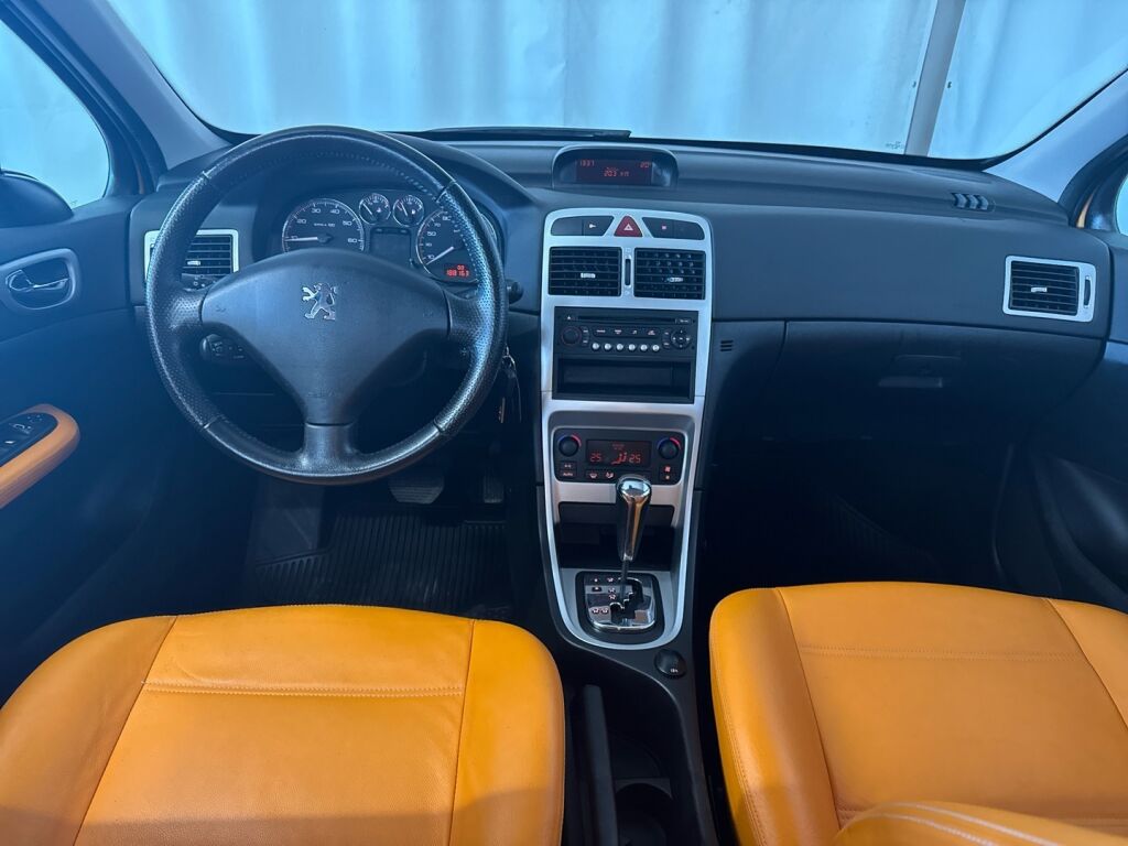 Peugeot 307 2006 Keltainen