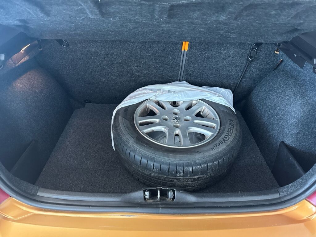 Peugeot 307 2006 Keltainen