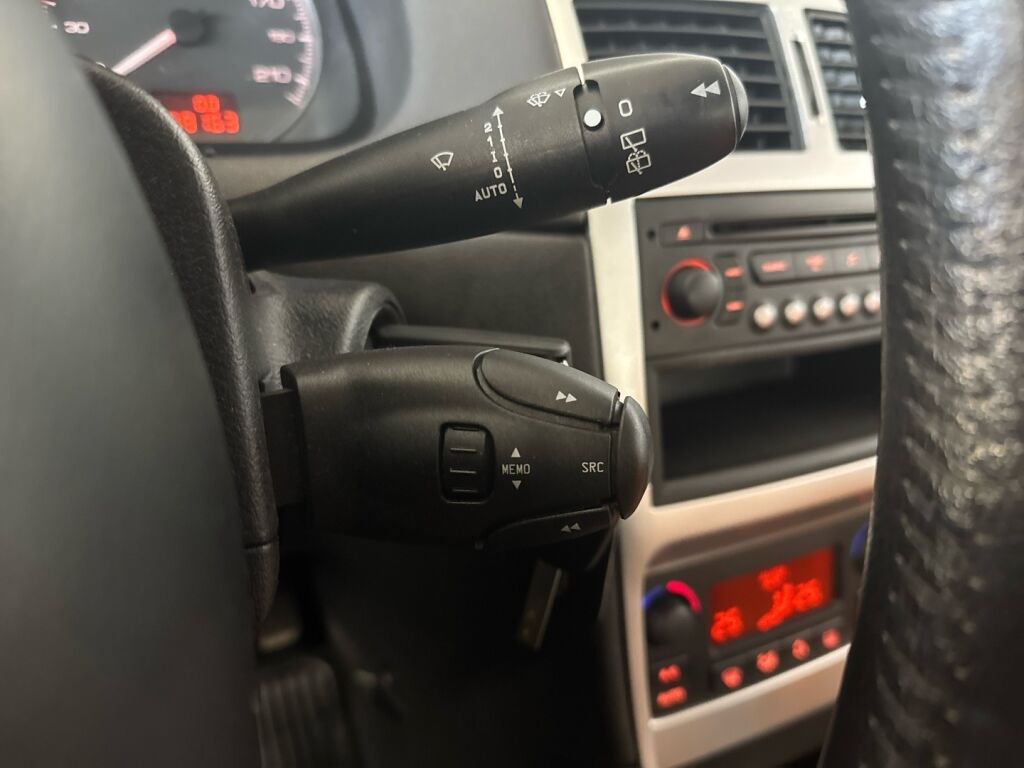 Peugeot 307 2006 Keltainen