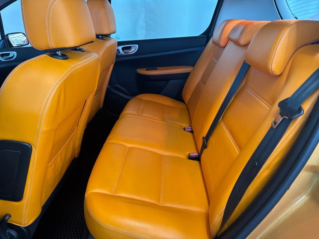 Peugeot 307 2006 Keltainen