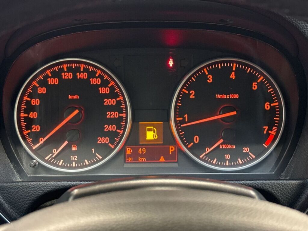BMW 320 2007 Harmaa