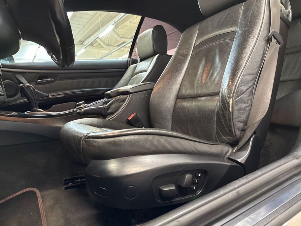 BMW 320 2007 Harmaa