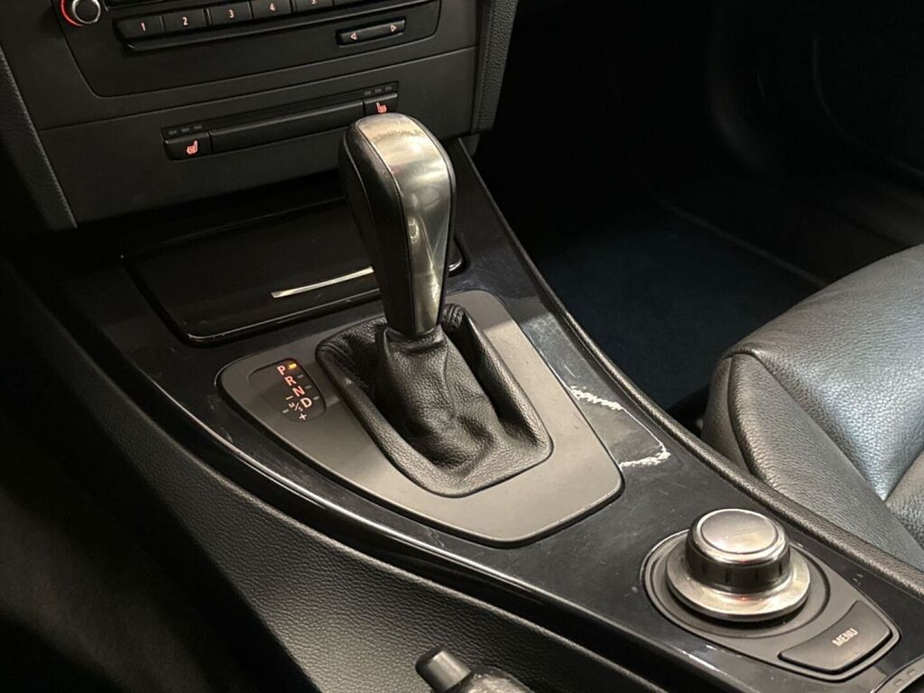 BMW 320 2007 Harmaa