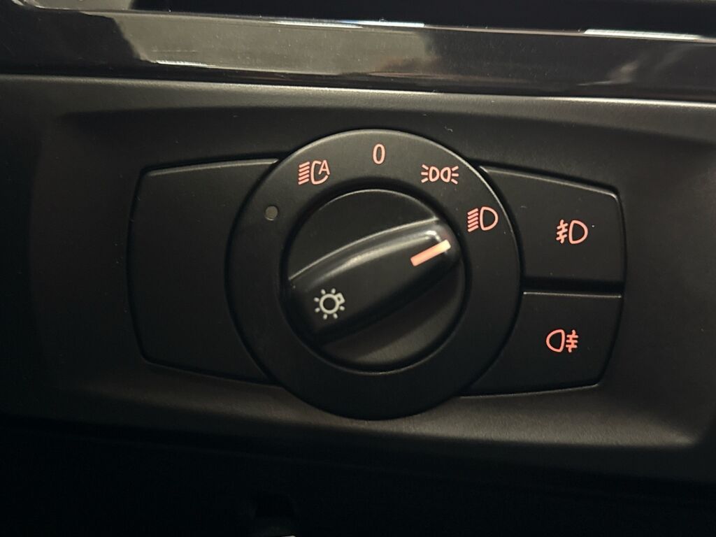 BMW 320 2007 Harmaa