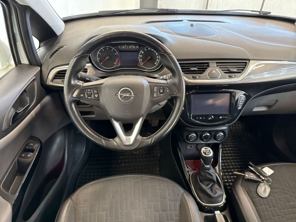 Opel Corsa 2015 Valkoinen