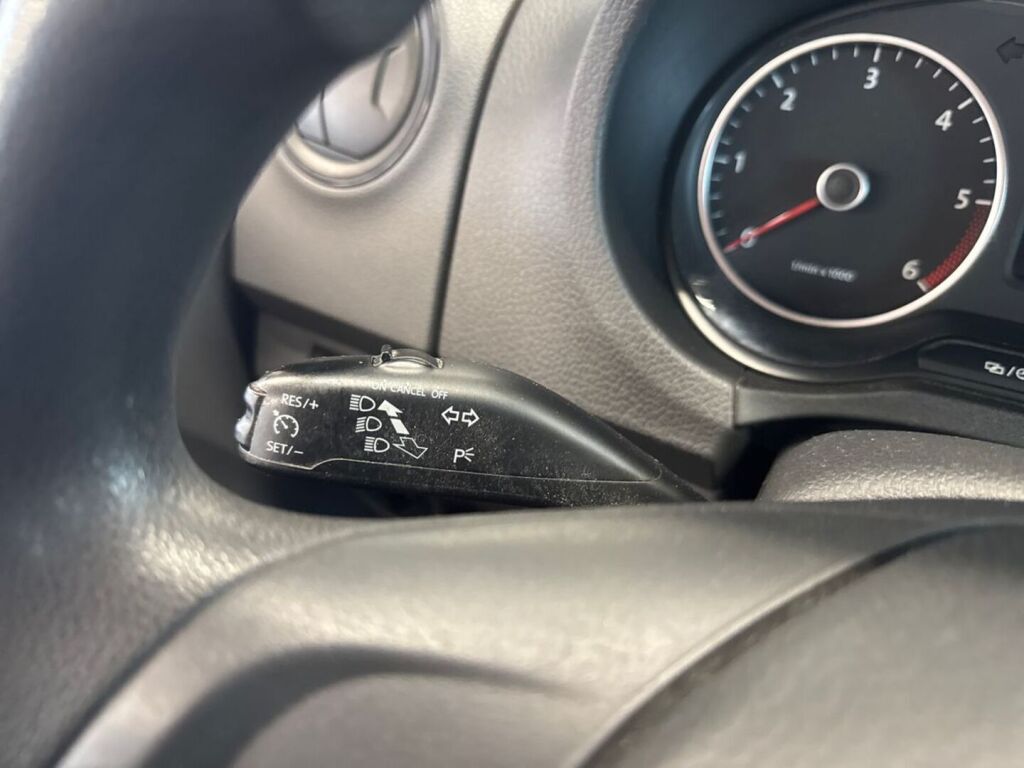 Volkswagen Amarok 2015 Valkoinen