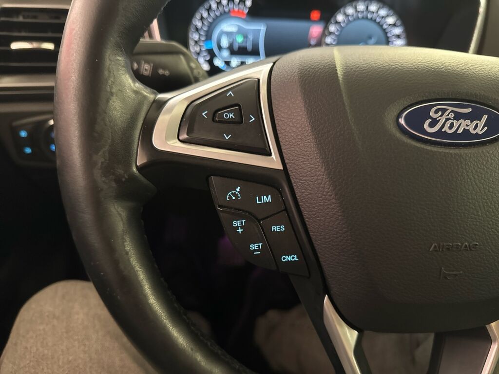 Ford Mondeo 2015 Sininen