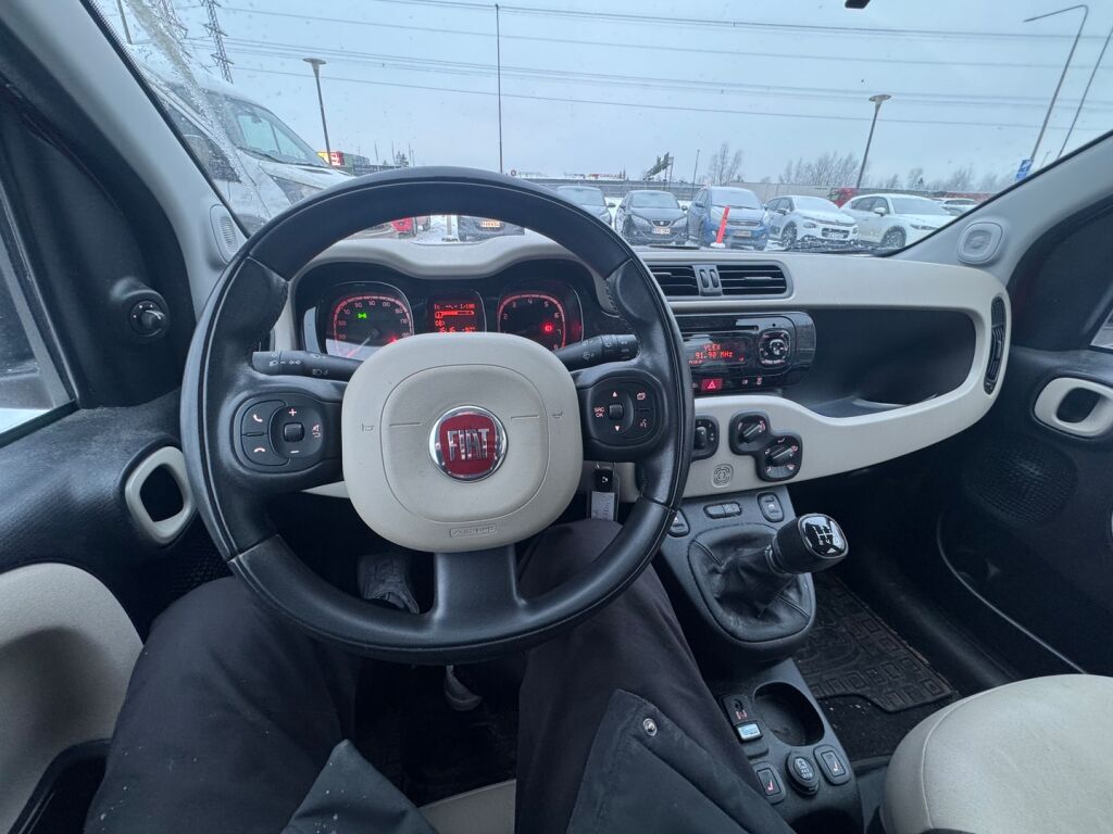 Fiat Panda 2015 Punainen