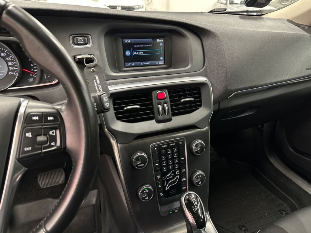 Volvo V40 2015 Harmaa