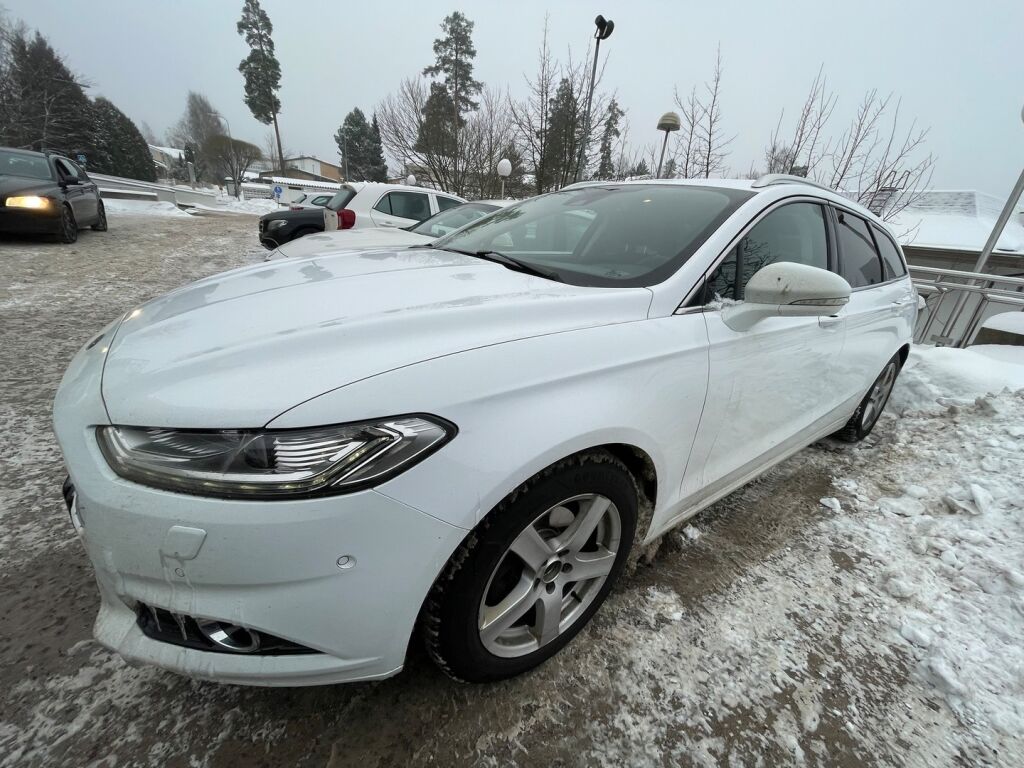 Ford Mondeo 2015 Valkoinen