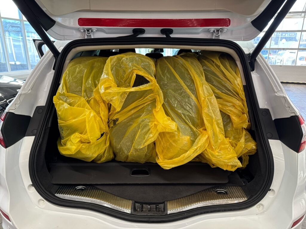 Ford Mondeo 2015 Valkoinen