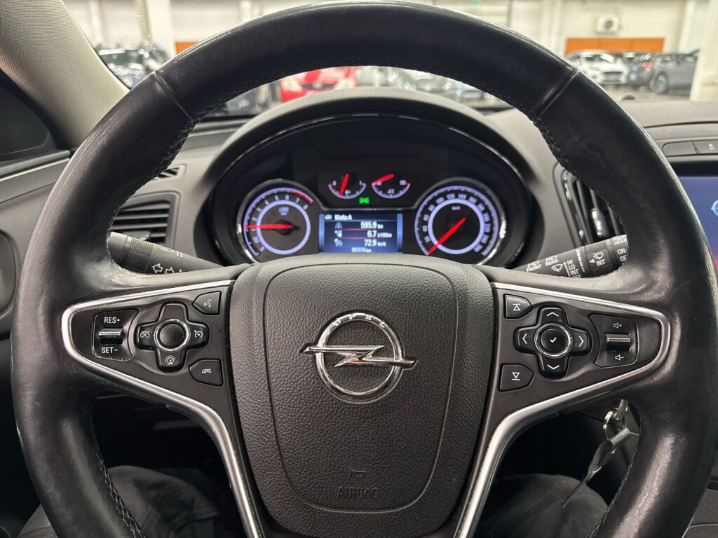 Opel Insignia 2015 Valkoinen