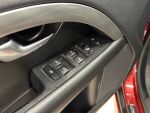 Volvo V70 2010 Punainen