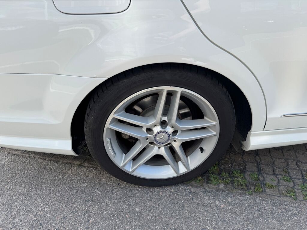 Mercedes-Benz C 2013 Valkoinen