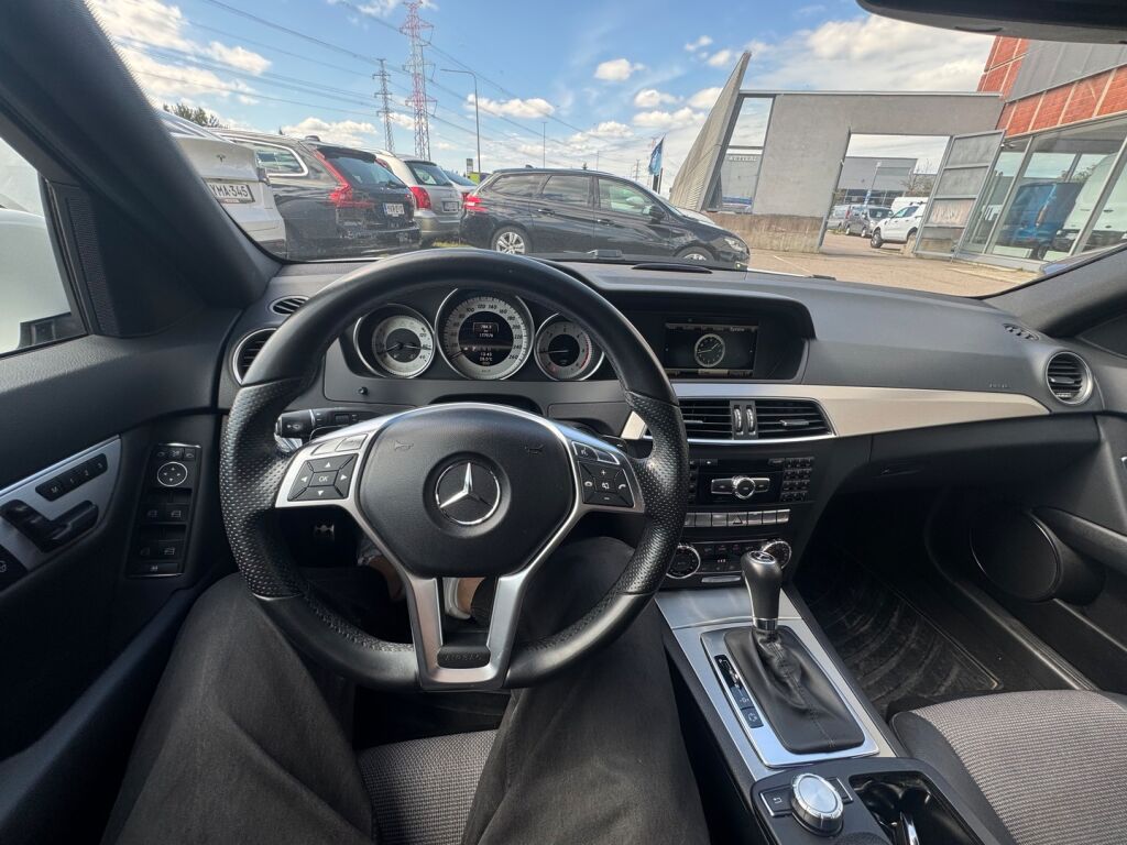 Mercedes-Benz C 2013 Valkoinen
