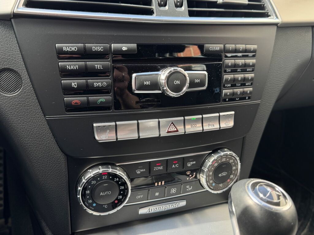 Mercedes-Benz C 2013 Valkoinen