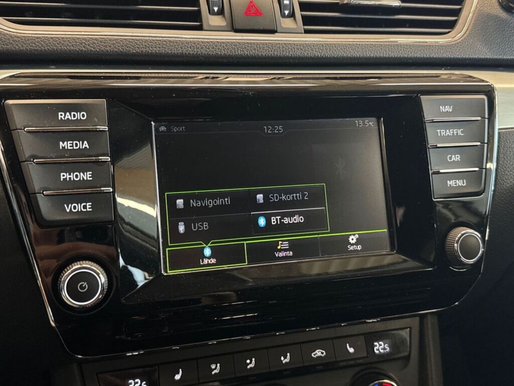 Skoda Superb 2016 Valkoinen