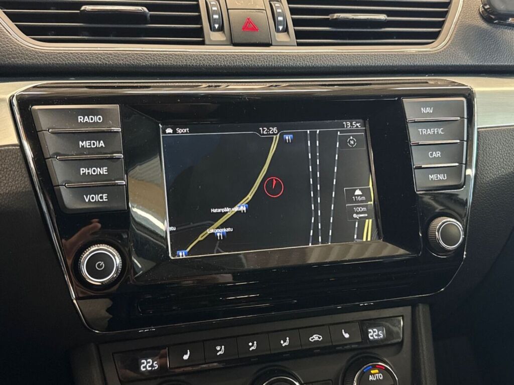 Skoda Superb 2016 Valkoinen