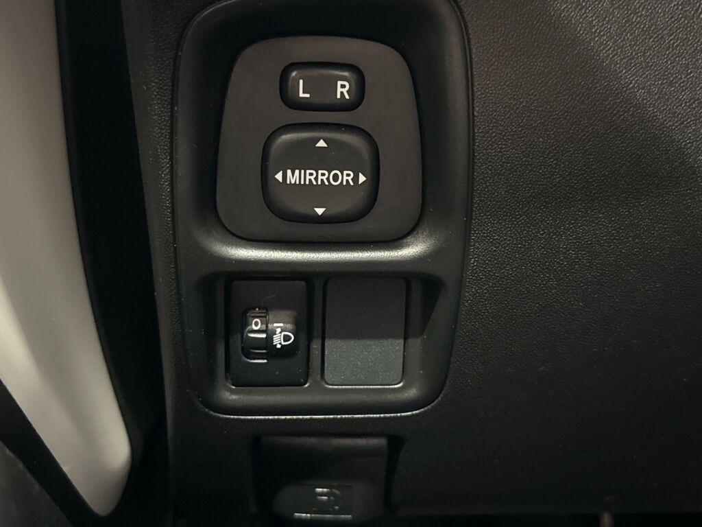 Toyota AYGO 2016 Valkoinen