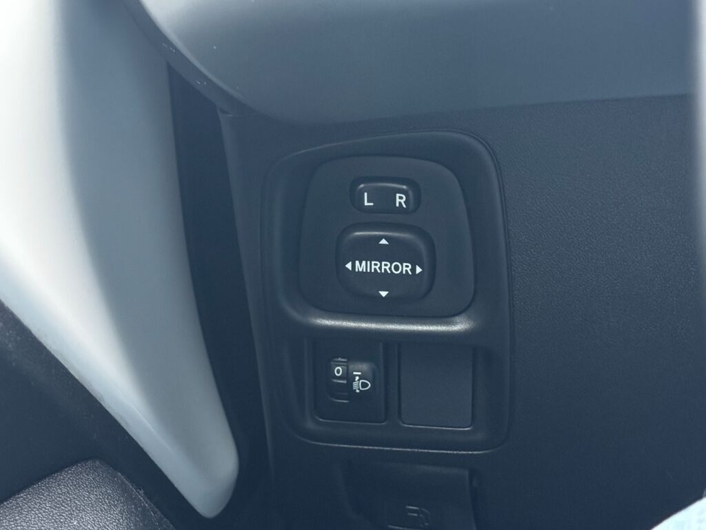 Toyota AYGO 2016 Valkoinen