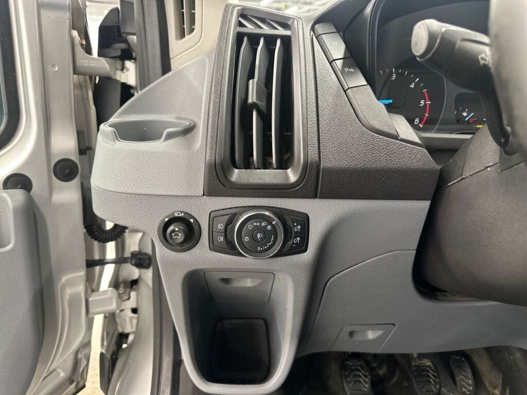 Ford Transit 2016 Harmaa