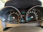Ford Tourneo Courier 2017 Punainen