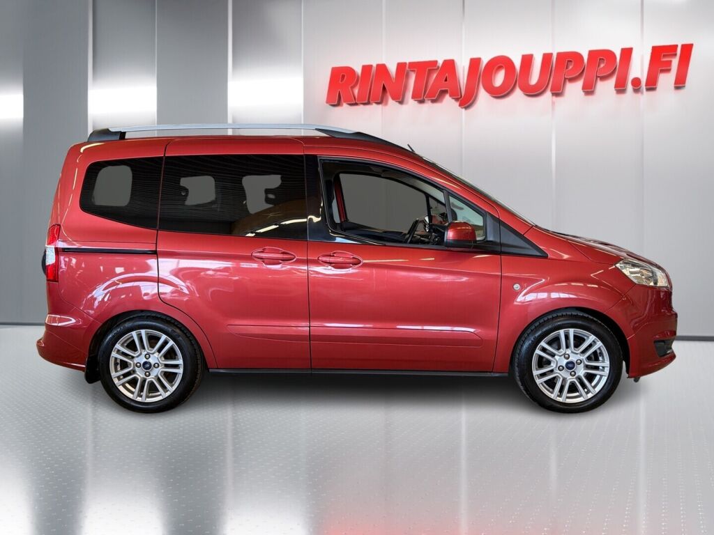 Ford Tourneo Courier 2017 Punainen