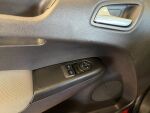 Ford Tourneo Courier 2017 Punainen