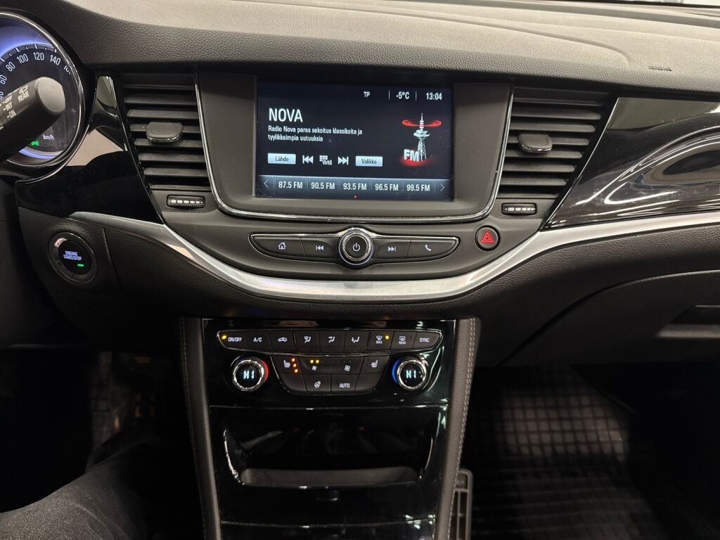 Opel Astra 2017 Hopea