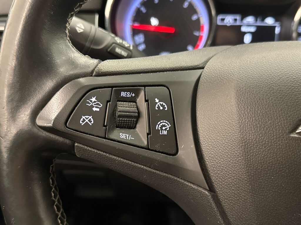 Opel Astra 2017 Hopea