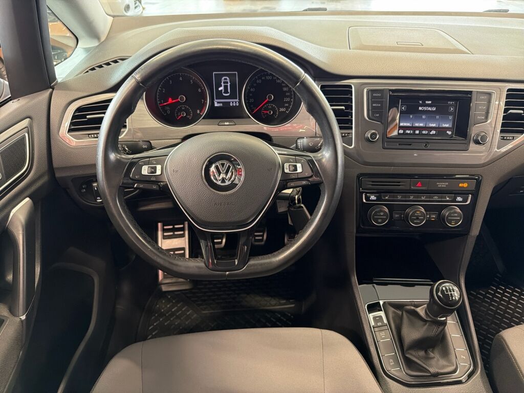 Volkswagen Golf Sportsvan 2016 Sininen