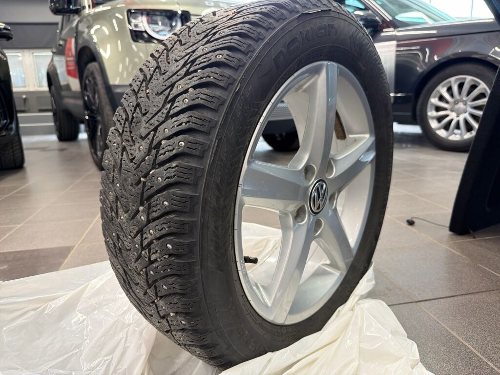 Volkswagen Golf Sportsvan 2016 Sininen