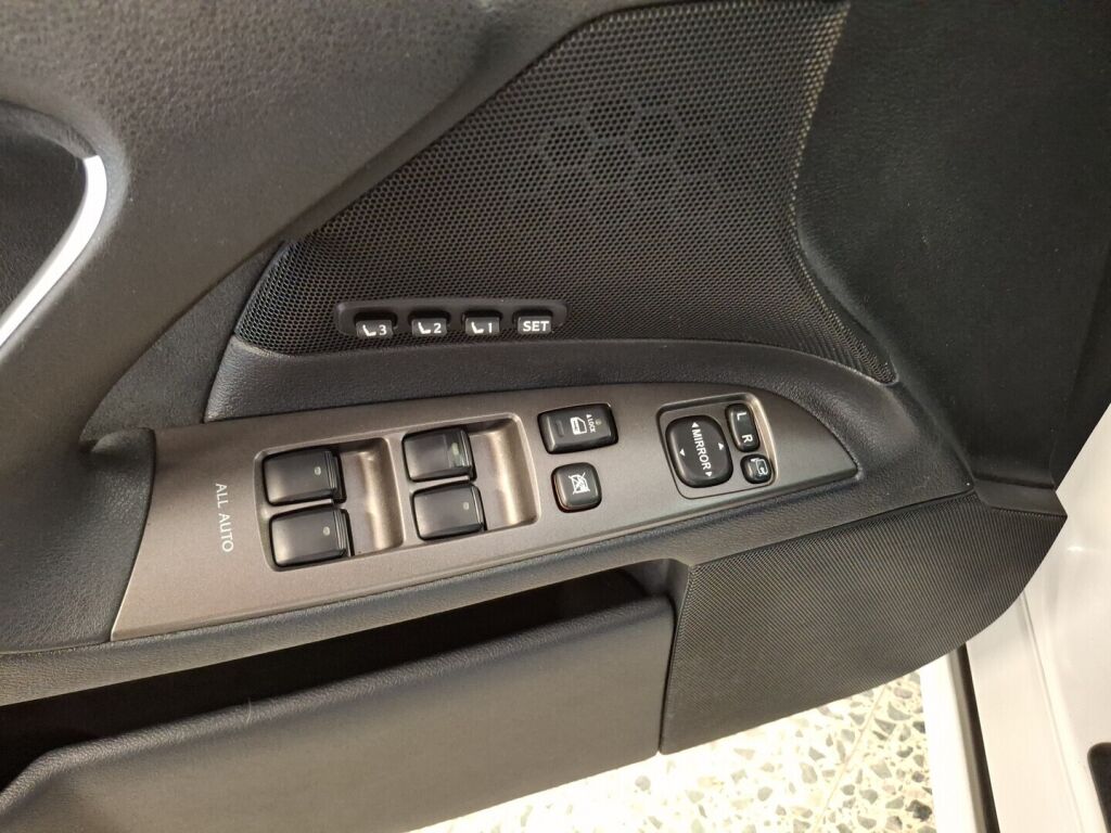 Lexus IS 2007 Valkoinen