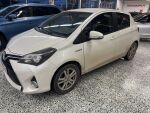 Toyota Yaris 2016 Metallinhohto Valkoinen
