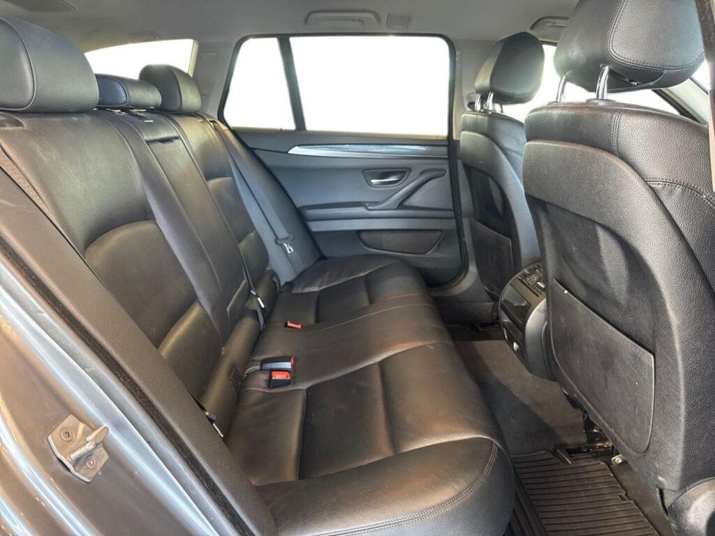 BMW 520 2016 Harmaa