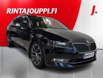 Skoda Superb 2016 Musta