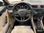 Skoda Superb 2016 Musta