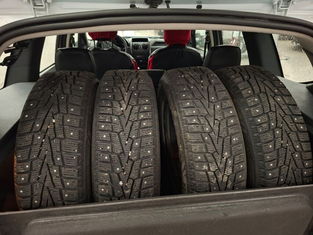 Dacia Duster 2016 Valkoinen