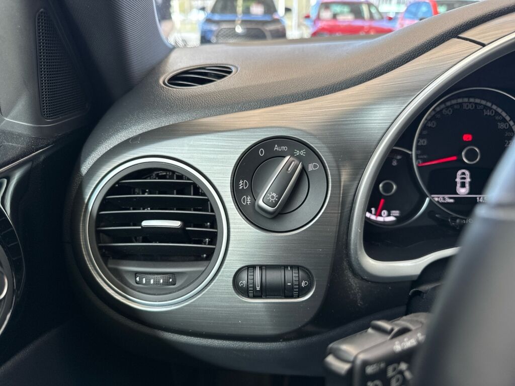 Volkswagen Beetle 2016 Harmaa