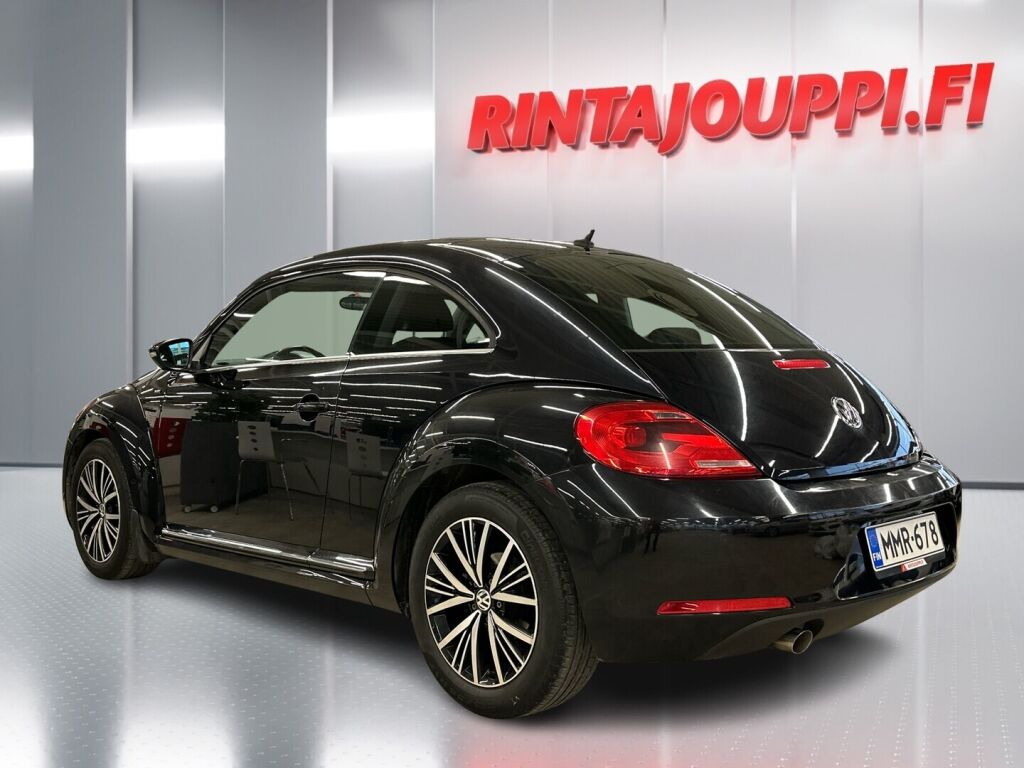 Volkswagen Beetle 2016 Musta