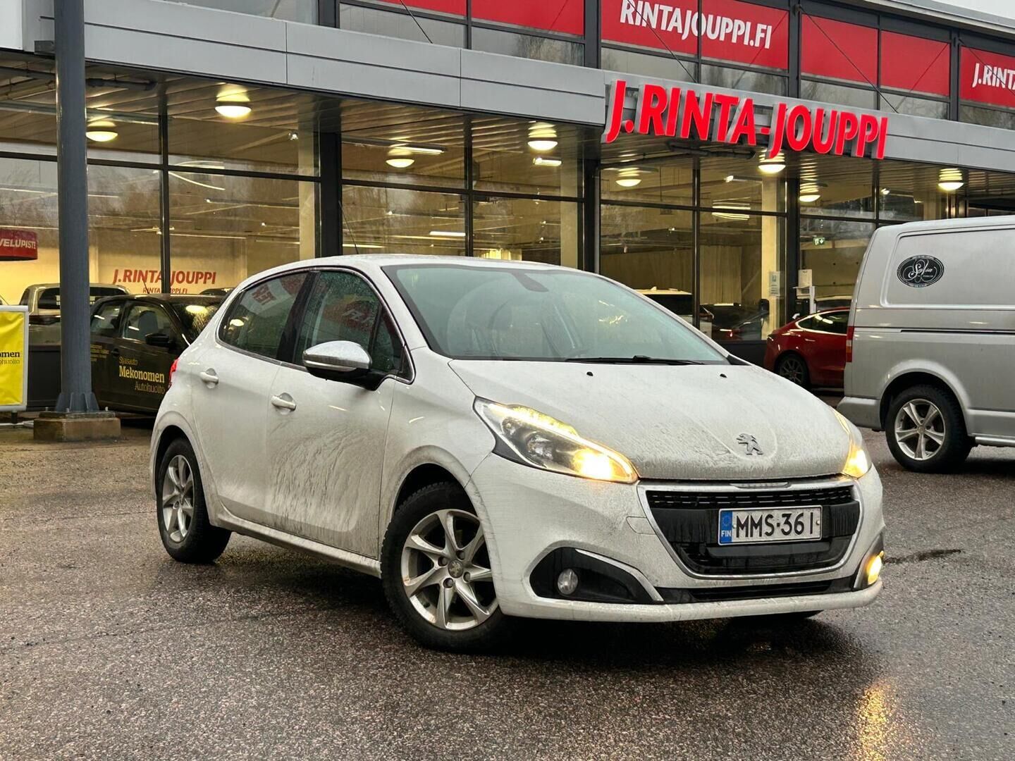 Peugeot 208