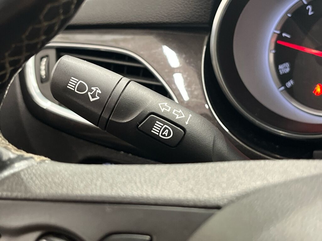 Opel Astra 2016 Met. Ruskea (beige)