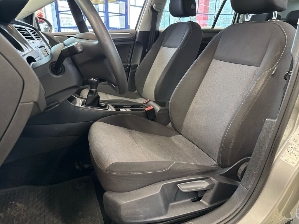 Volkswagen Golf 2016 Harmaa