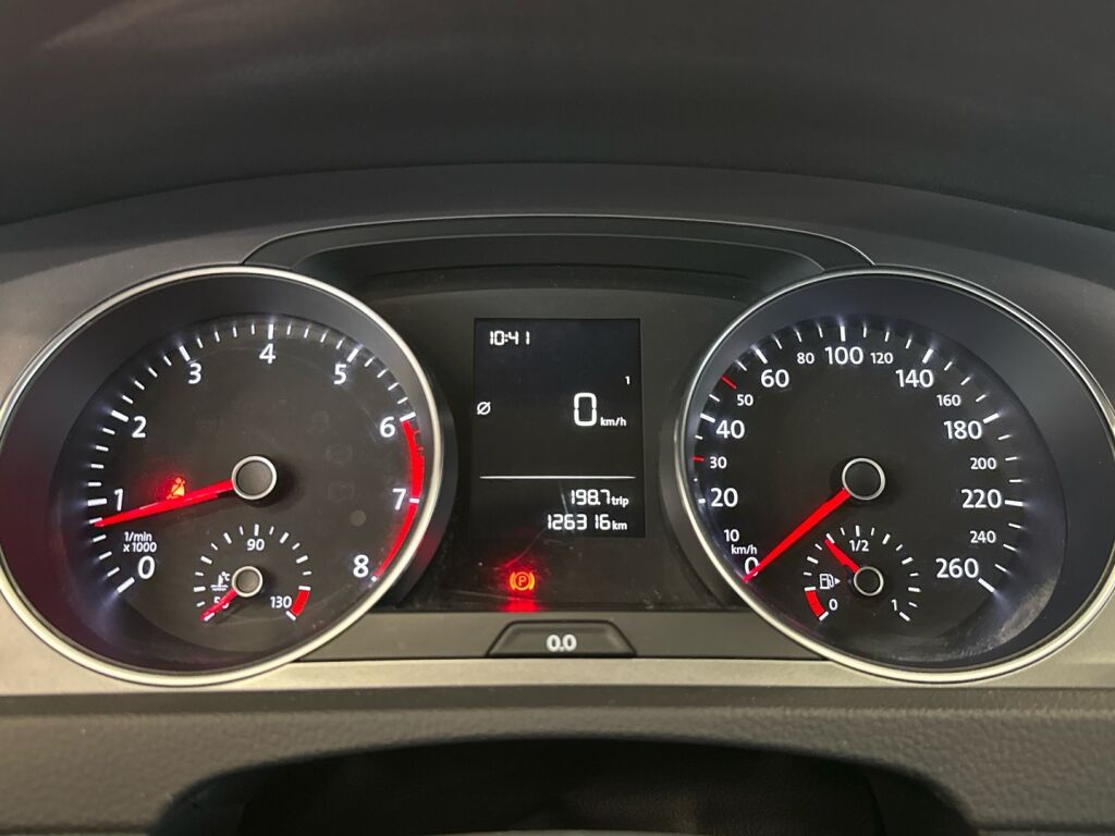 Volkswagen Golf 2016 Harmaa