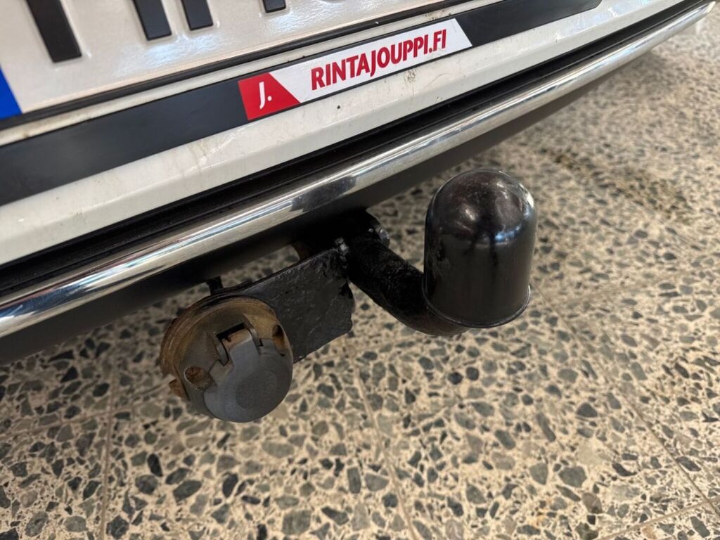 Toyota Auris 2016 Valkoinen