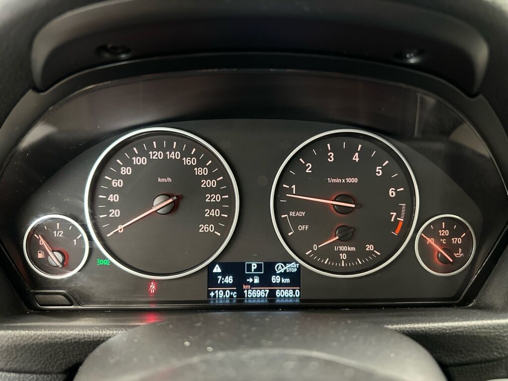 BMW 320 Gran Turismo 2016 Ruskea (beige)