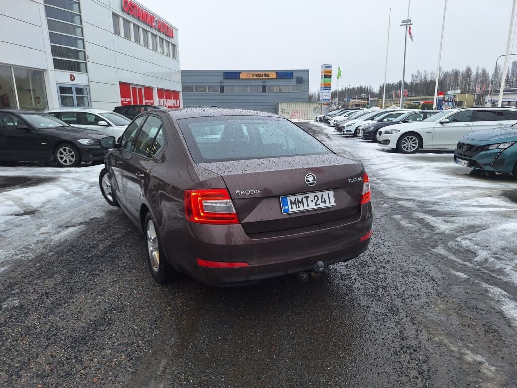 Skoda Octavia 2016 Ruskea (beige)