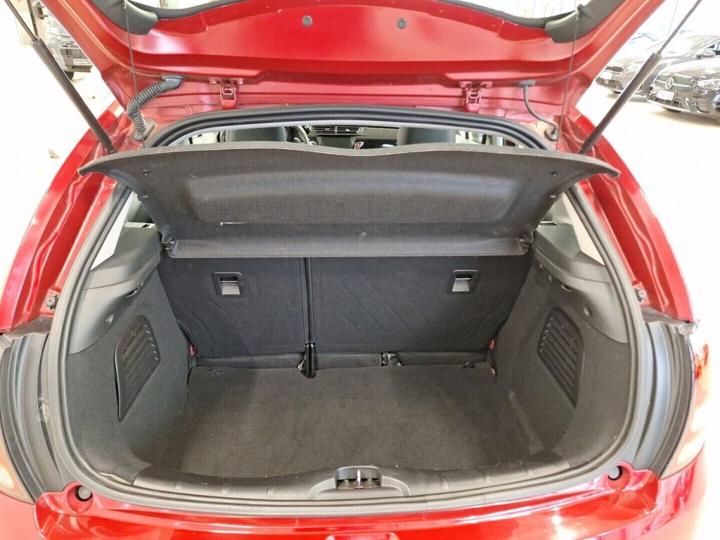 Citroen C3 2016 Punainen