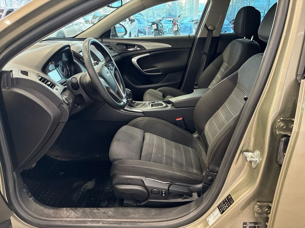 Opel Insignia 2016 Ruskea (beige)